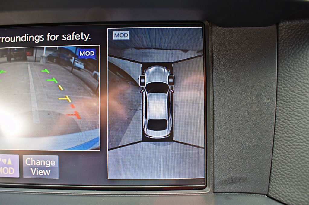 2018 INFINITI Q70 Image 33