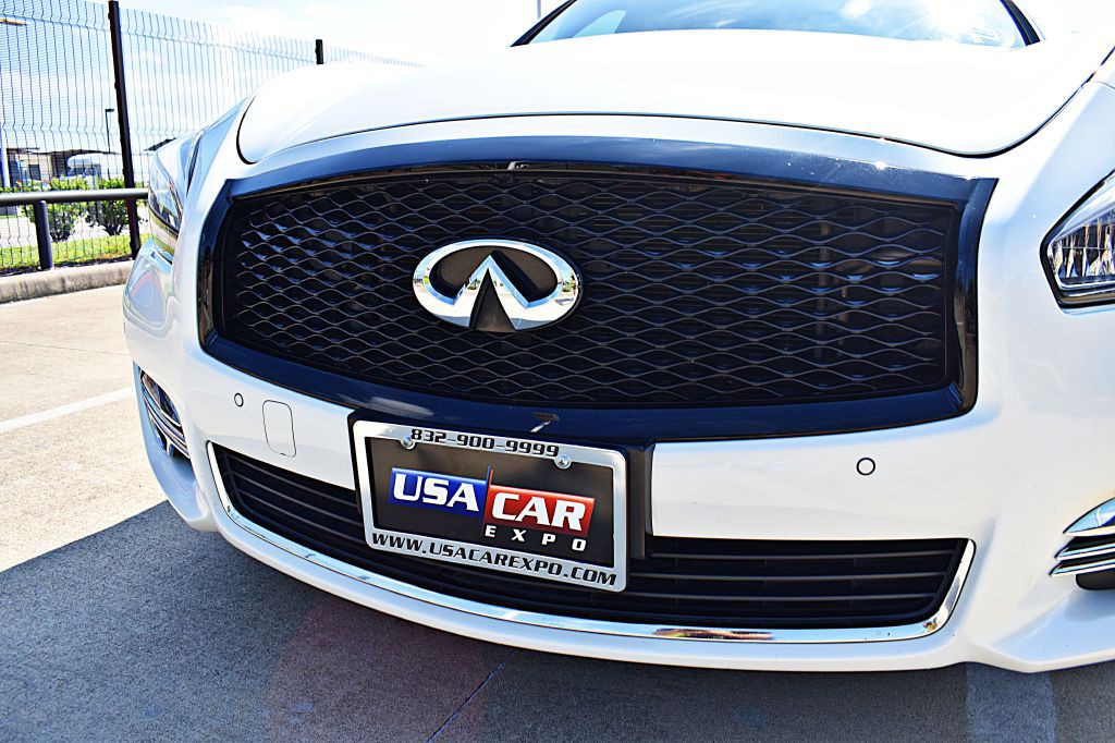 2018 INFINITI Q70 Image 50