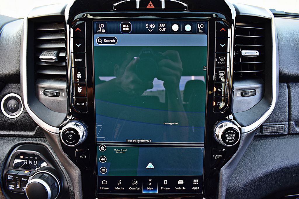 2022 RAM 1500 Image 30