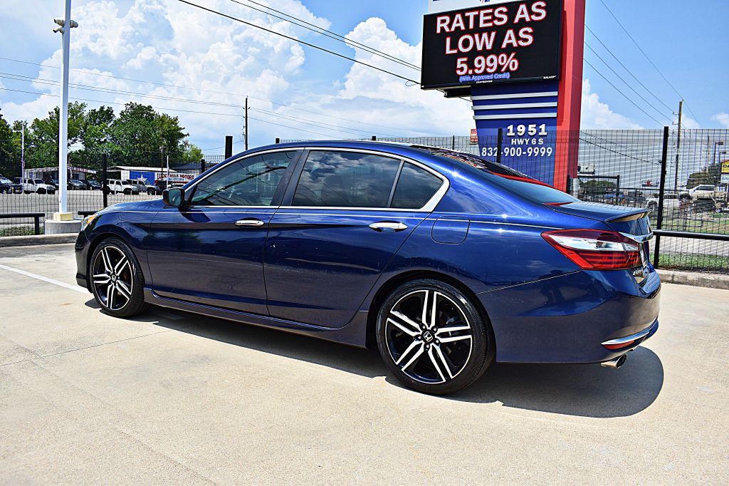 2016 Honda Accord Image 9