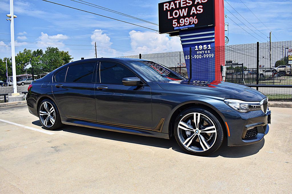 2019 BMW 7 Series Image 3