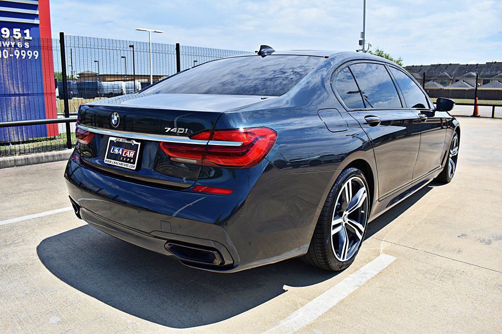 2019 BMW 7 Series Image 7
