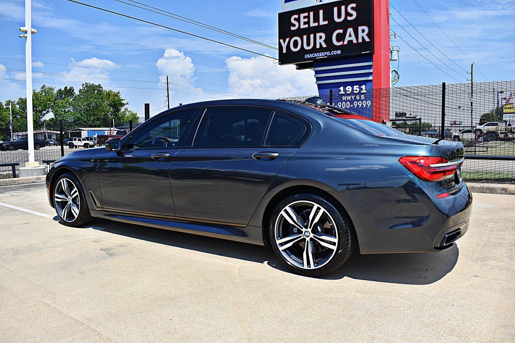 2019 BMW 7 Series Image 9
