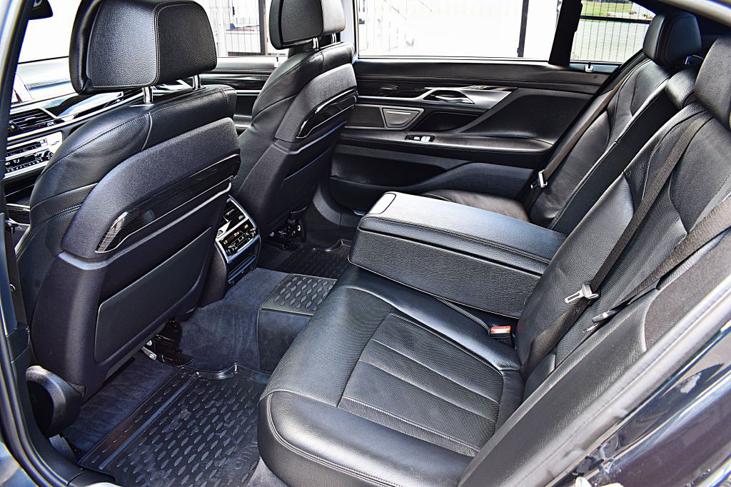 2019 BMW 7 Series Image 17