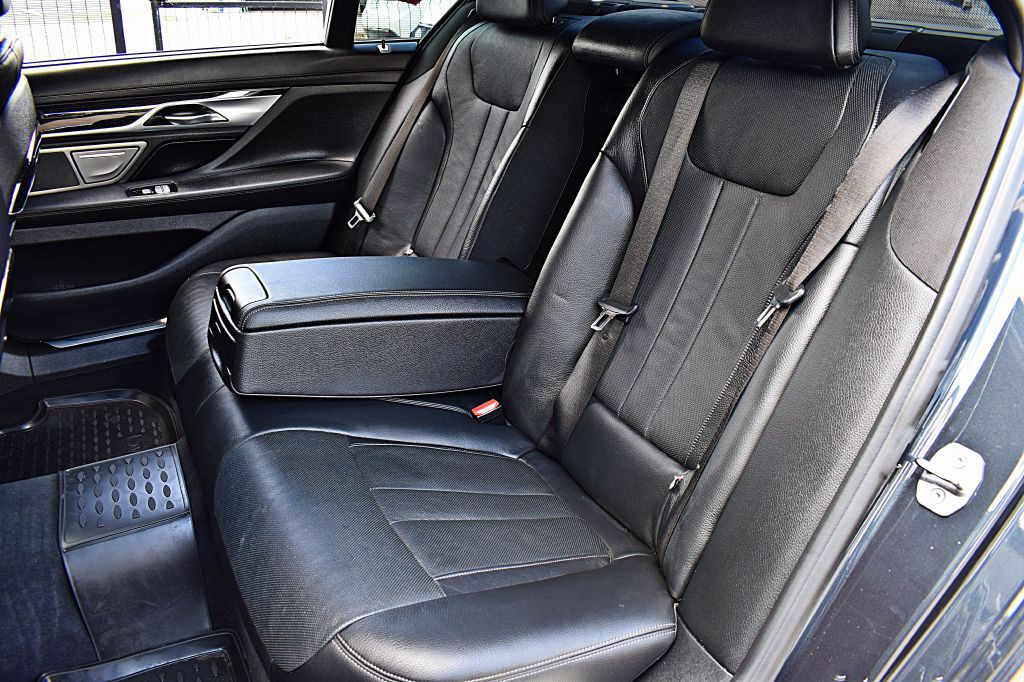 2019 BMW 7 Series Image 18