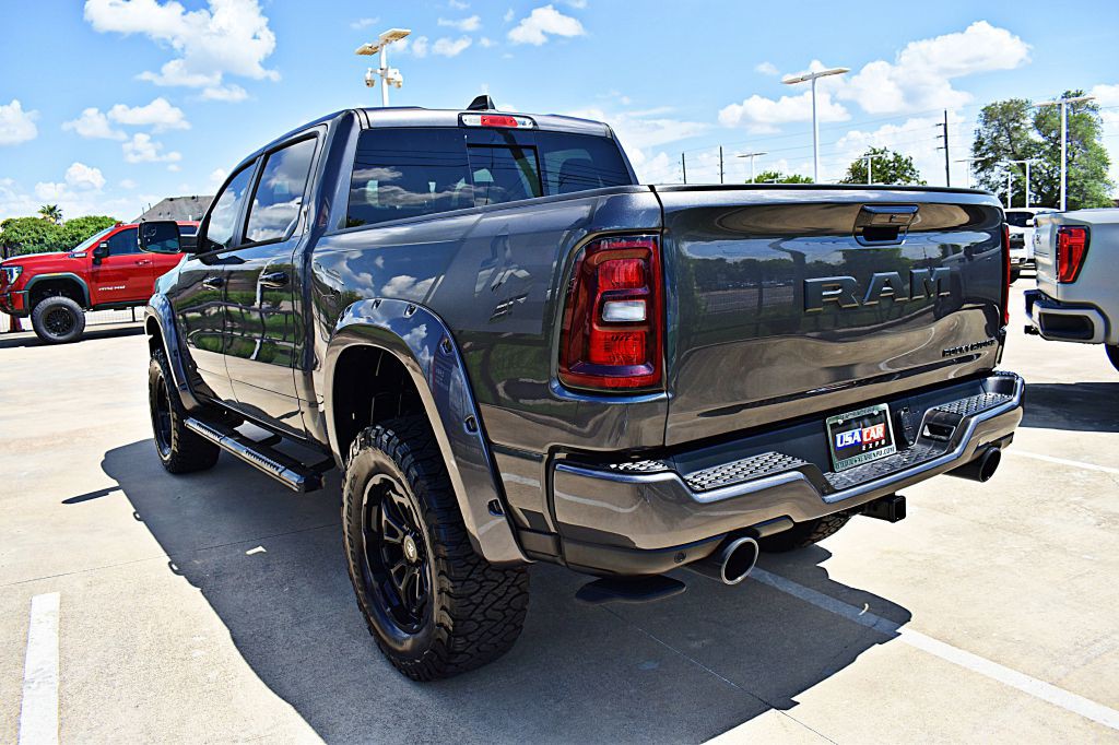 2025 RAM 1500 Image 9