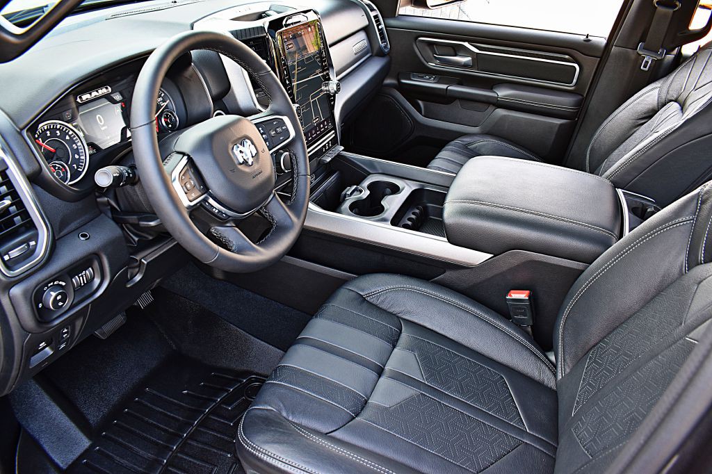 2025 RAM 1500 Image 17