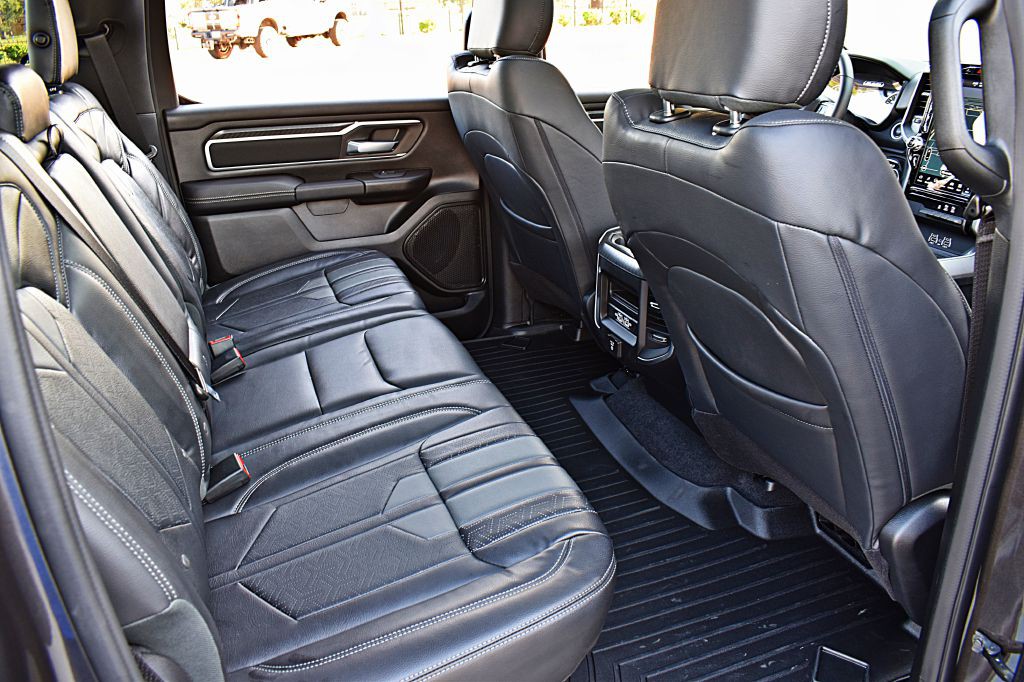 2025 RAM 1500 Image 25
