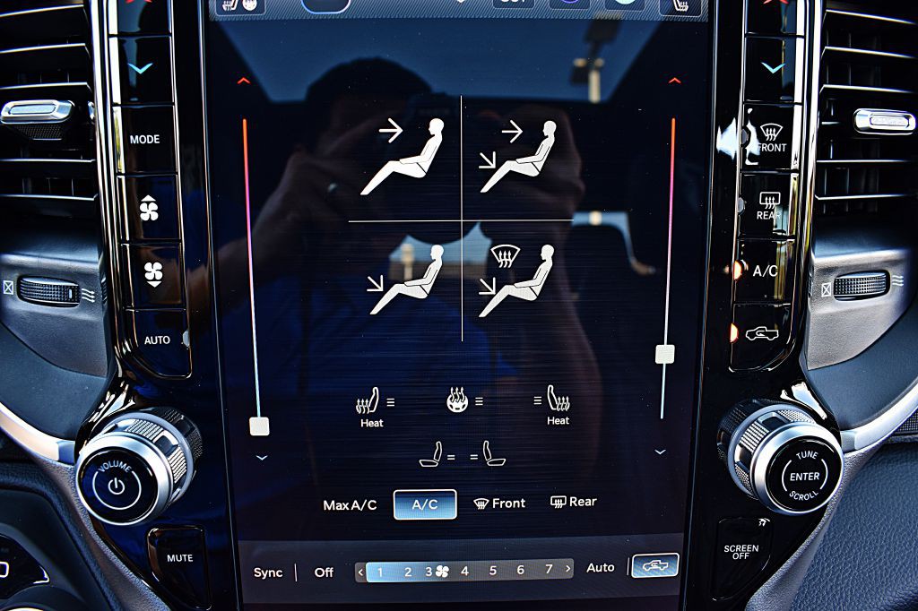 2025 RAM 1500 Image 38