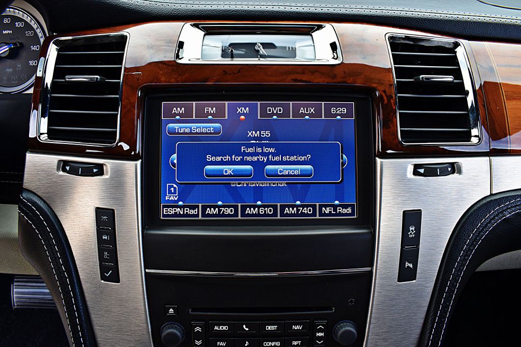 2013 Cadillac Escalade Image 31
