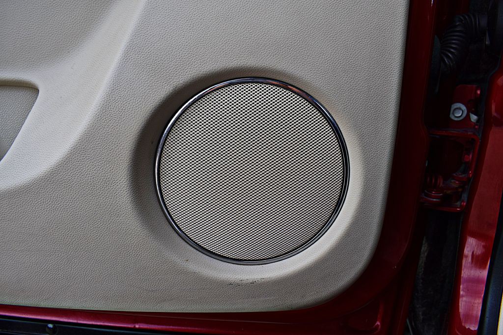 2013 Cadillac Escalade Image 44