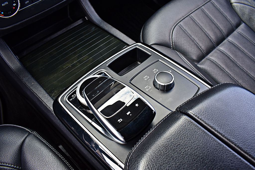 2018 Mercedes-Benz GLE-Class Image 34