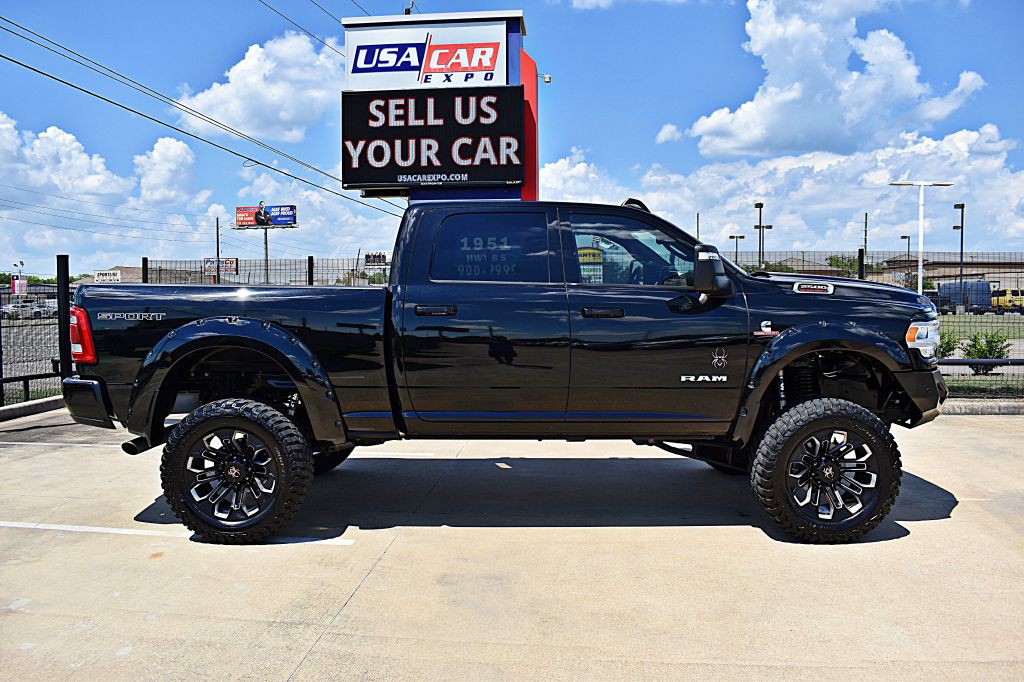 2023 RAM 2500 Image 4