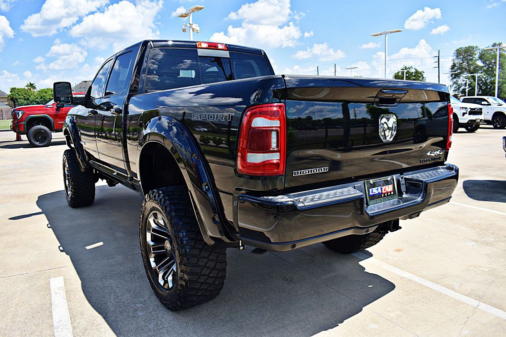 2023 RAM 2500 Image 9