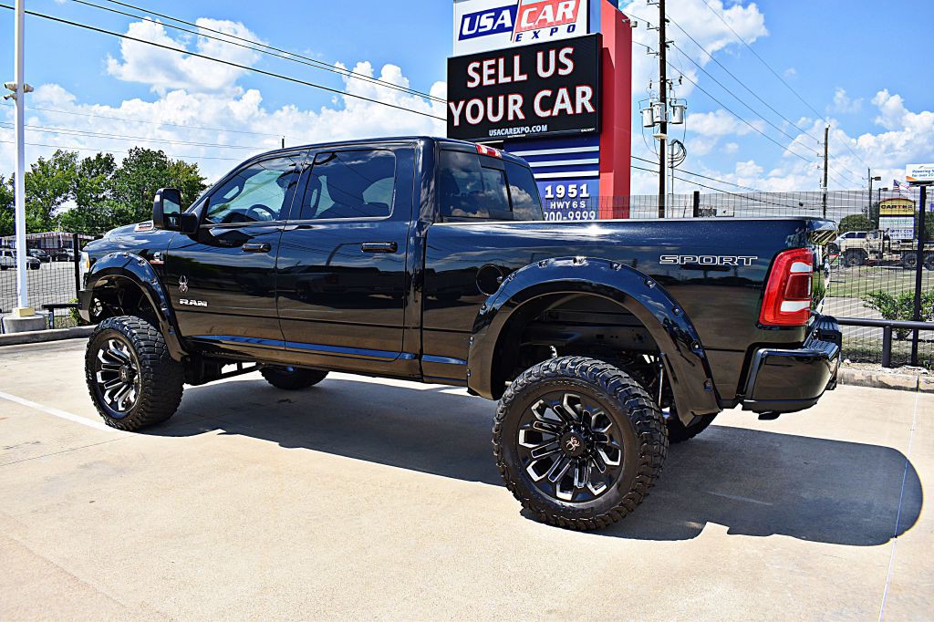 2023 RAM 2500 Image 10