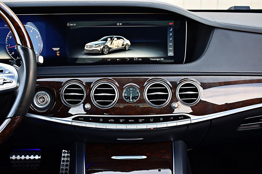 2018 Mercedes-Benz S-Class Image 28