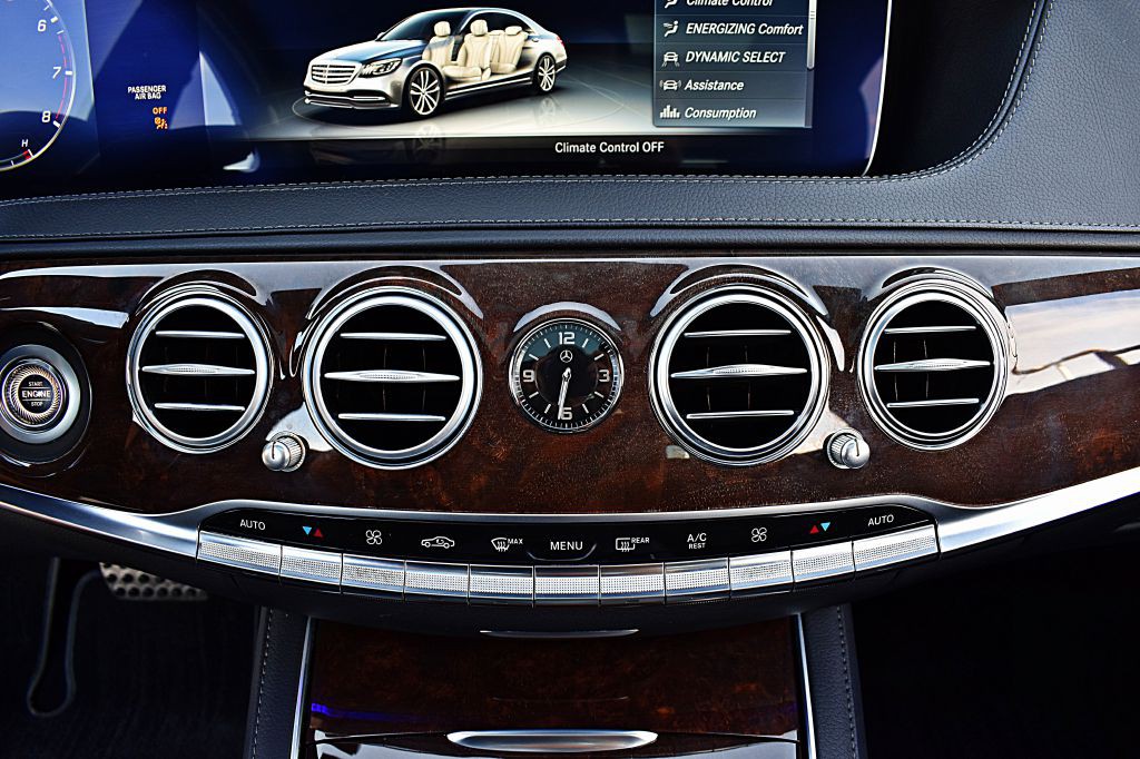 2018 Mercedes-Benz S-Class Image 30