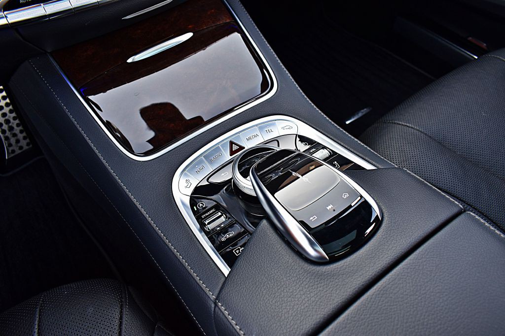 2018 Mercedes-Benz S-Class Image 37
