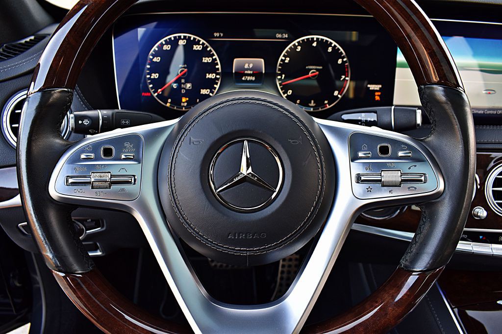 2018 Mercedes-Benz S-Class Image 43
