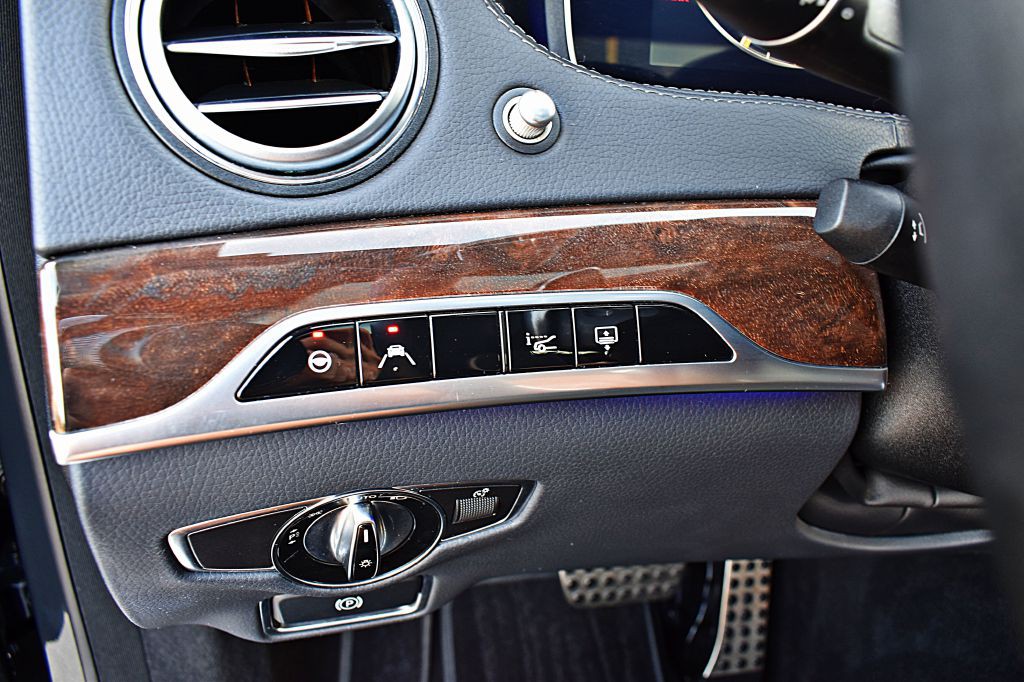 2018 Mercedes-Benz S-Class Image 48
