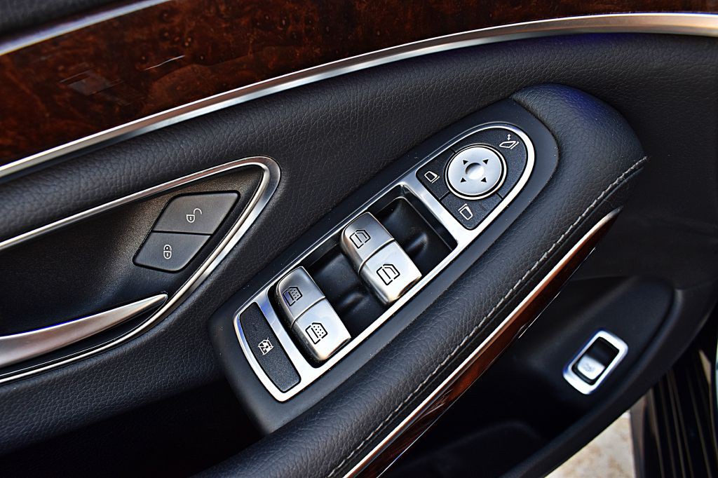 2018 Mercedes-Benz S-Class Image 51