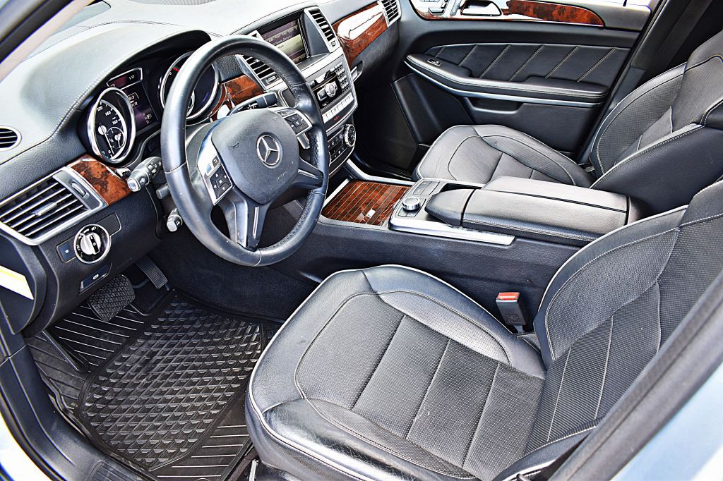 2014 Mercedes-Benz GL-Class Image 15