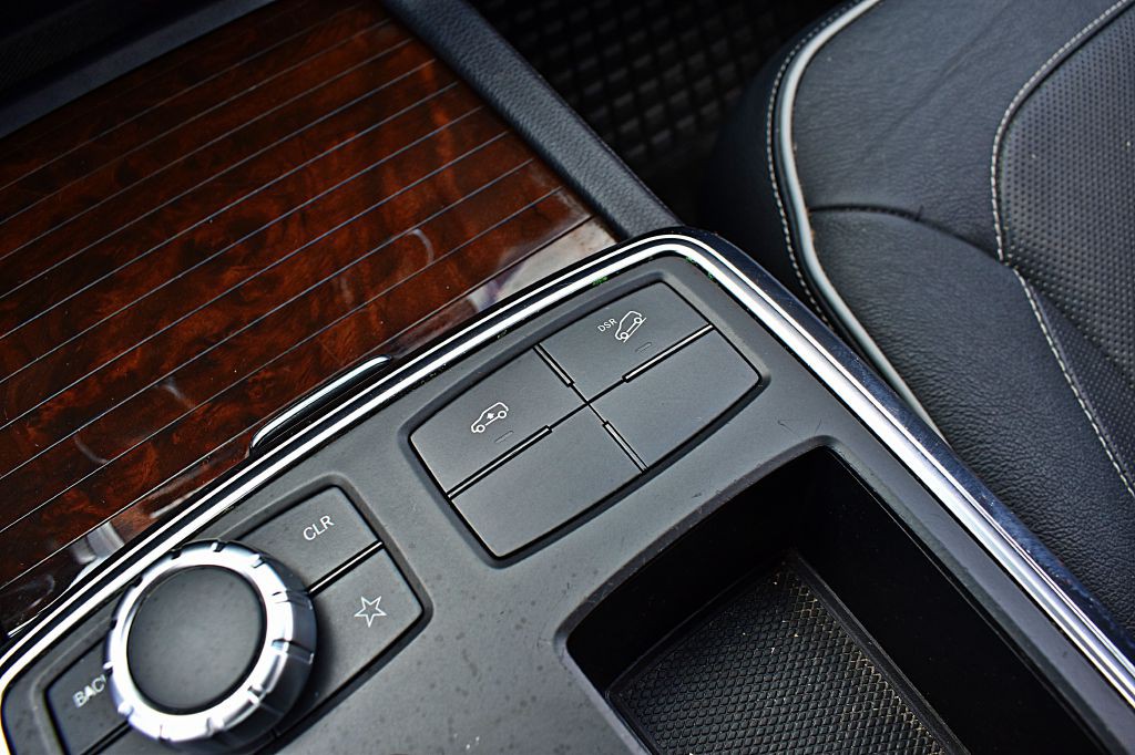 2014 Mercedes-Benz GL-Class Image 36