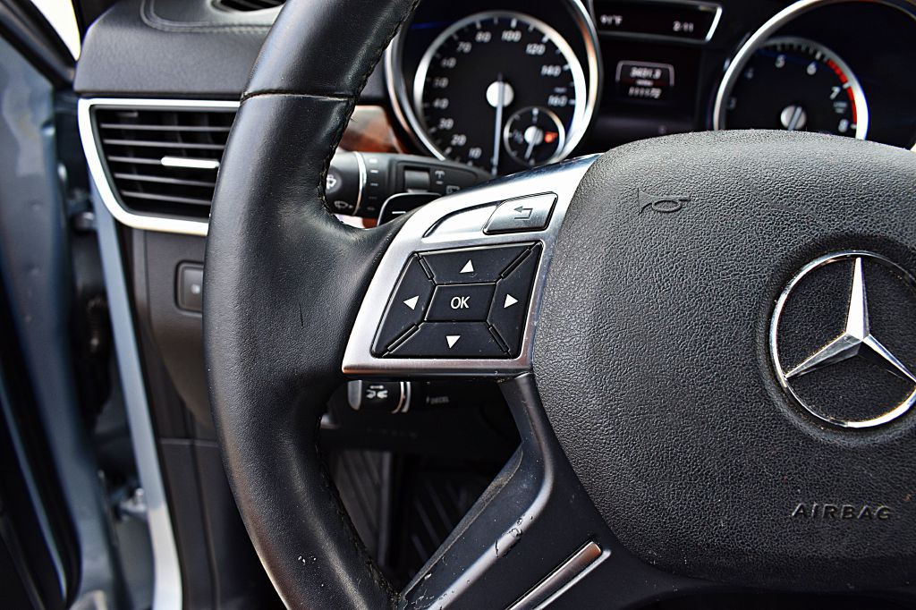 2014 Mercedes-Benz GL-Class Image 41