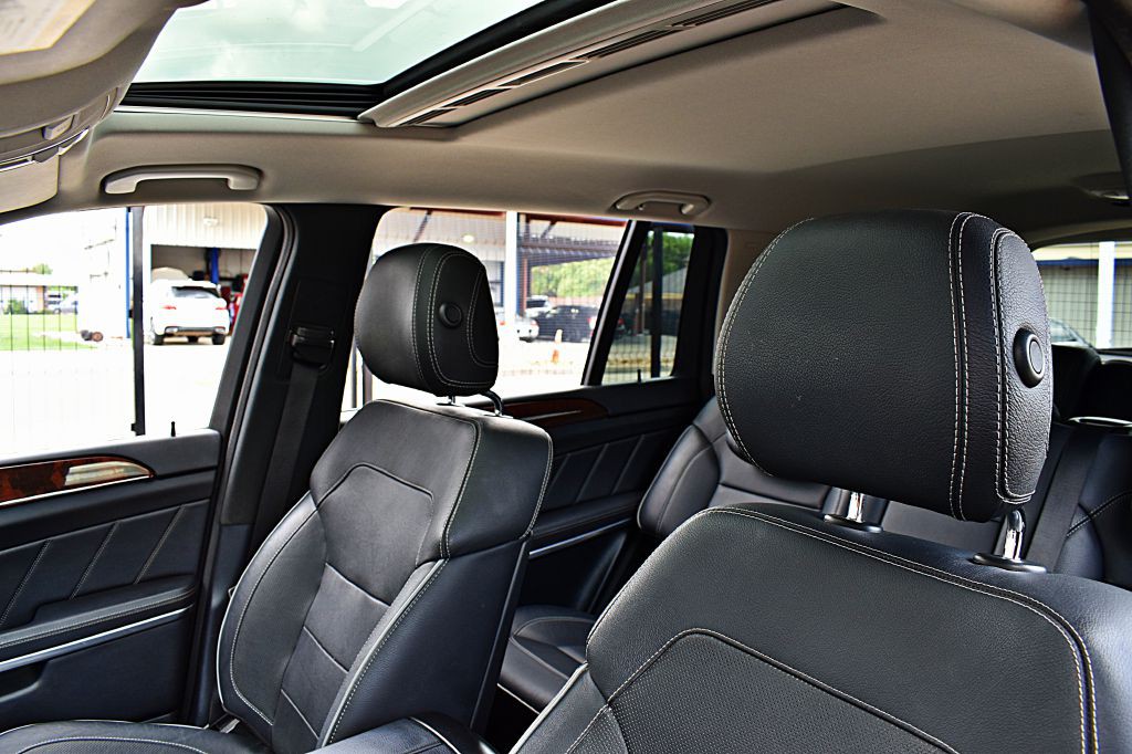 2014 Mercedes-Benz GL-Class Image 48