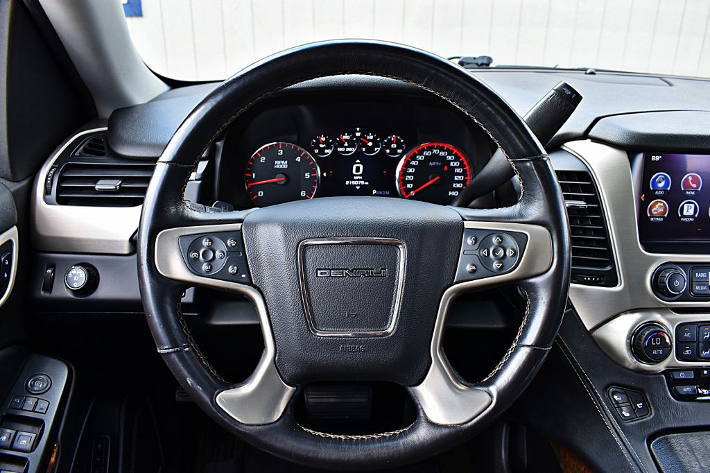 2016 GMC Yukon Image 25