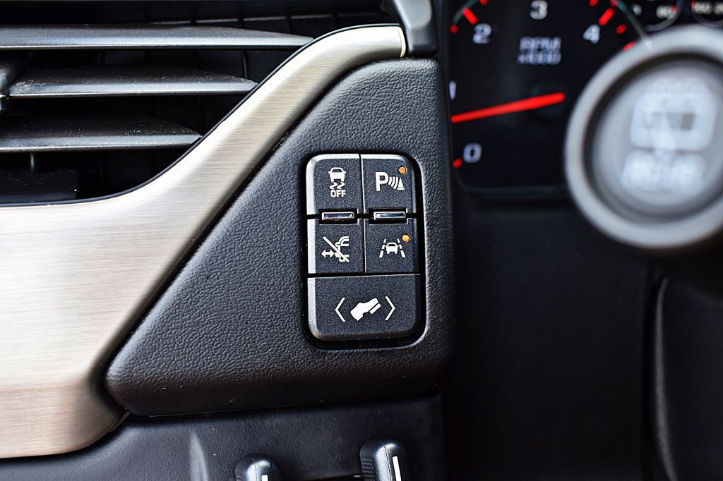 2016 GMC Yukon Image 39