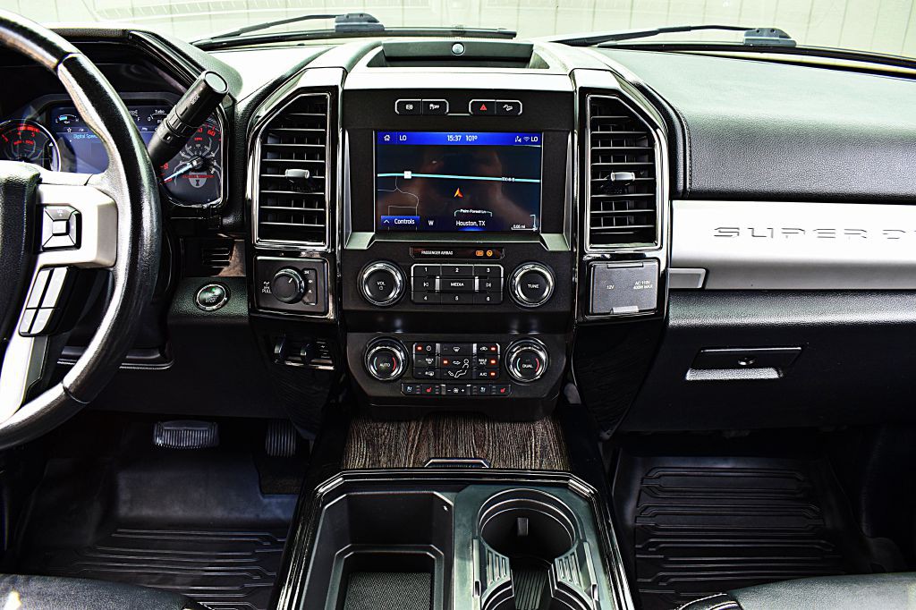 2021 Ford F-250 Image 30