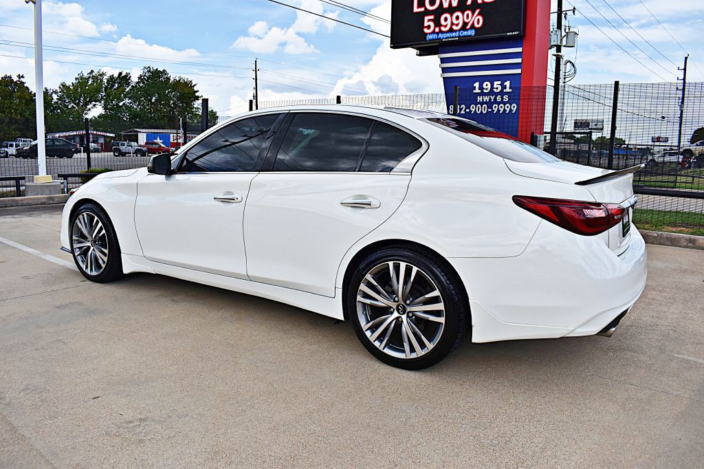 2018 INFINITI Q50 Image 9