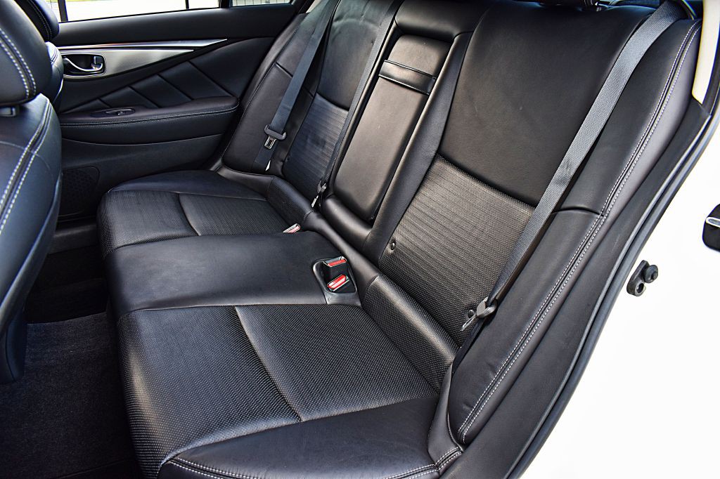 2018 INFINITI Q50 Image 18