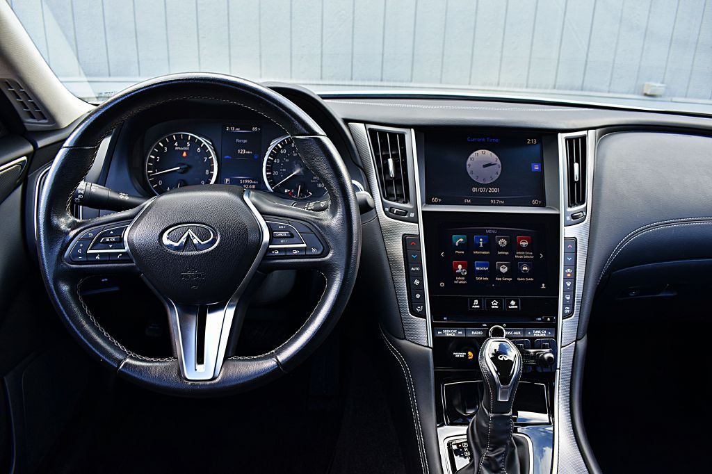 2018 INFINITI Q50 Image 24
