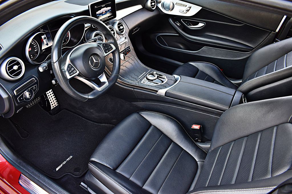 2018 Mercedes-Benz C-Class Image 16