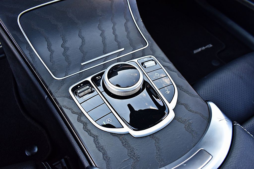 2018 Mercedes-Benz C-Class Image 34