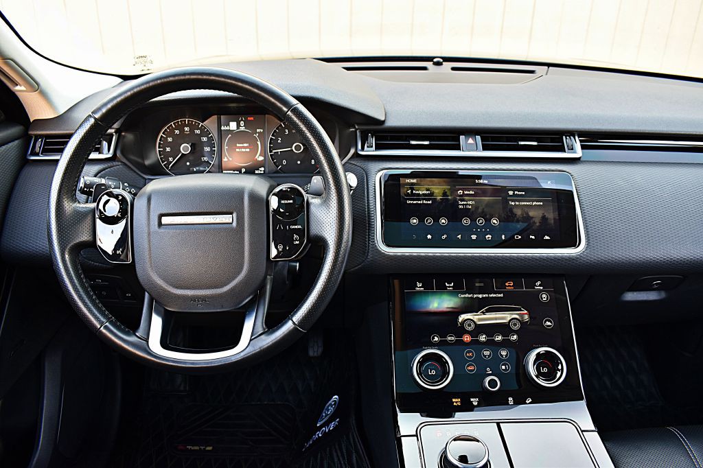 2020 Land Rover Range Rover Image 25
