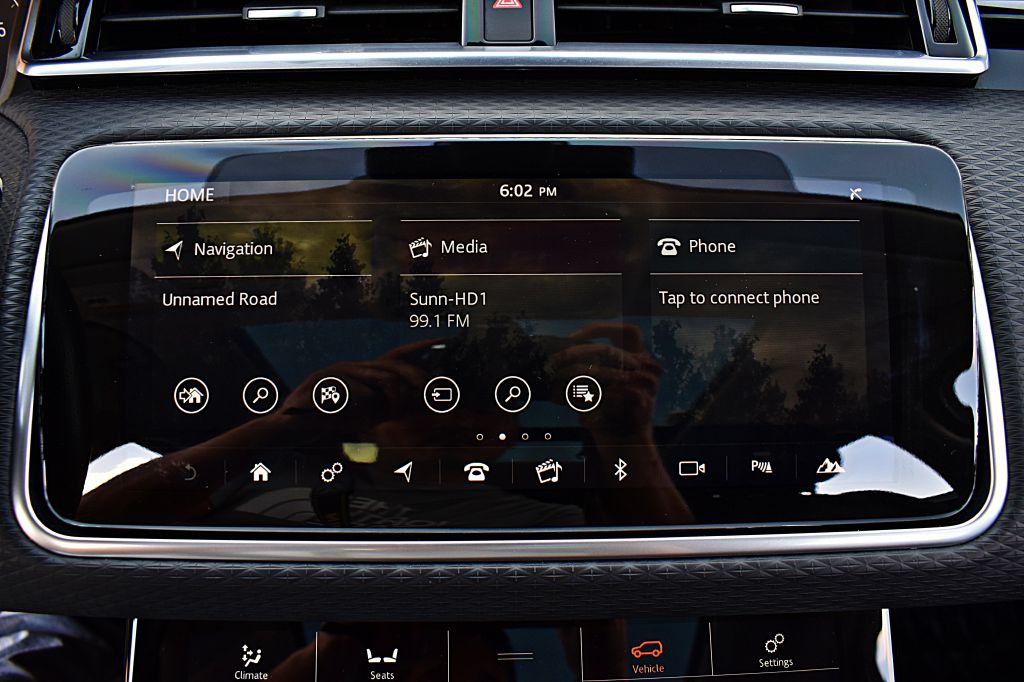 2020 Land Rover Range Rover Image 32