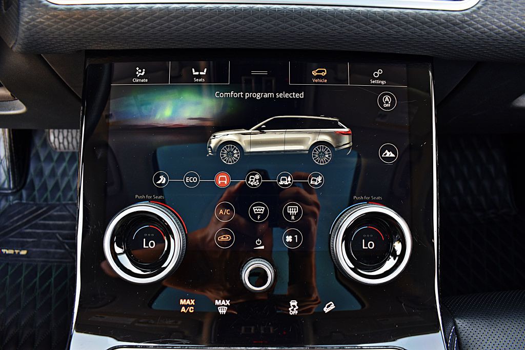 2020 Land Rover Range Rover Image 33