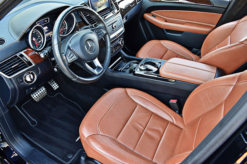 2016 Mercedes-Benz GLE-Class Image 16