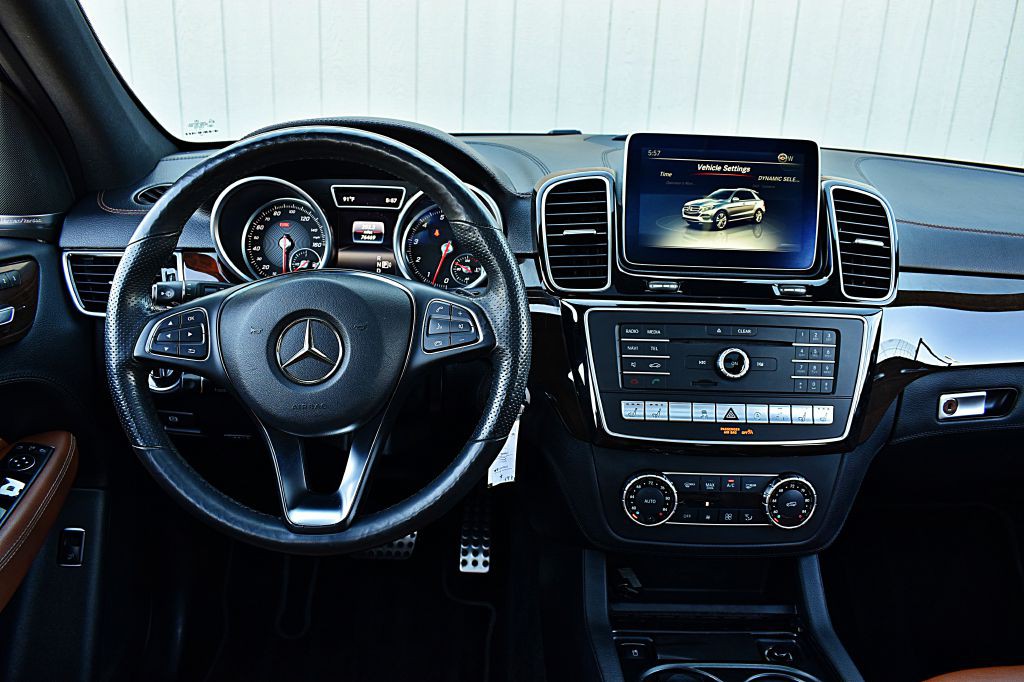 2016 Mercedes-Benz GLE-Class Image 25