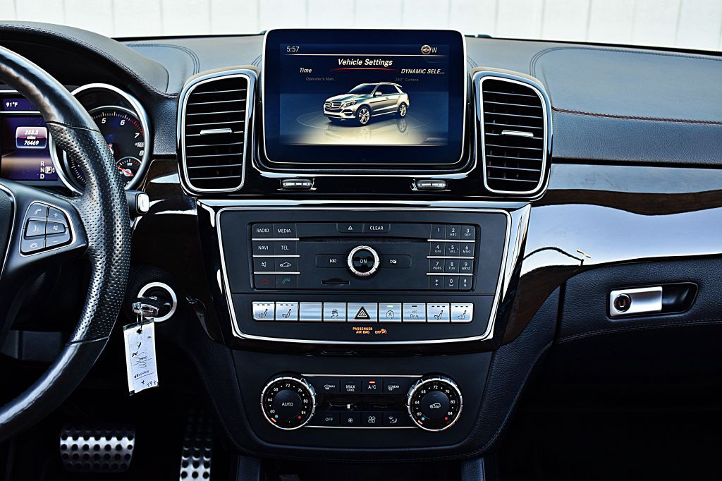 2016 Mercedes-Benz GLE-Class Image 28