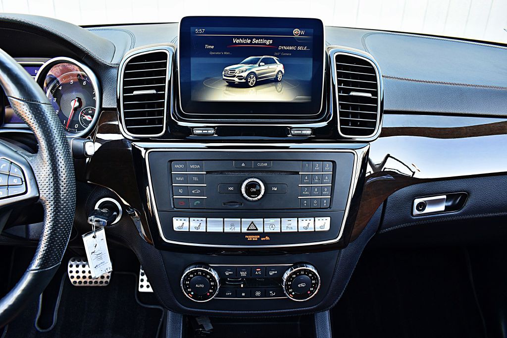 2016 Mercedes-Benz GLE-Class Image 29