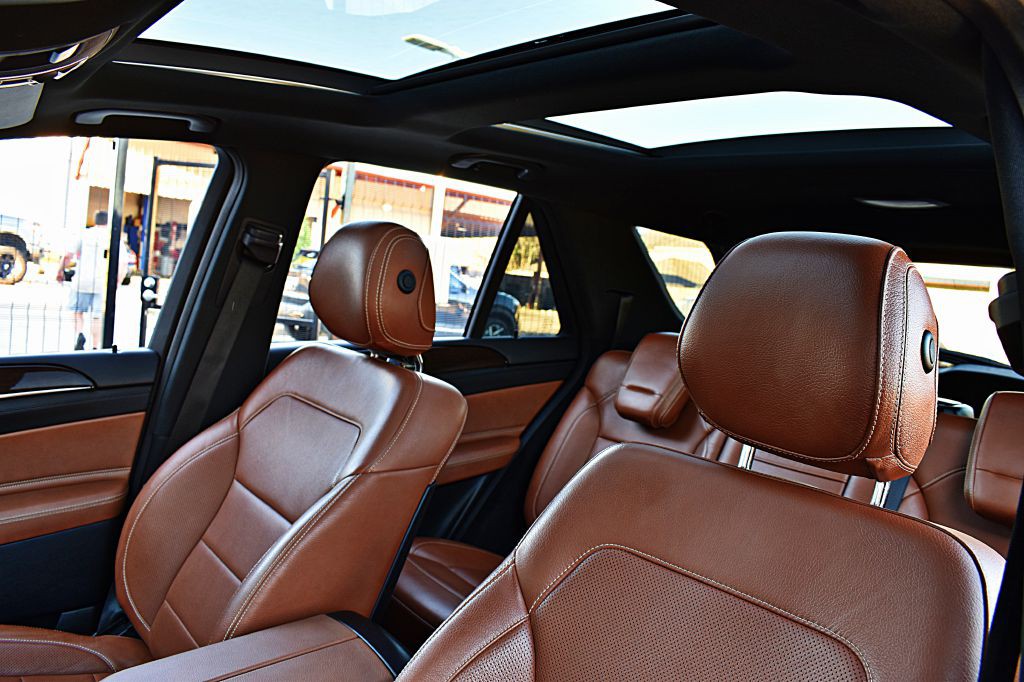 2016 Mercedes-Benz GLE-Class Image 49