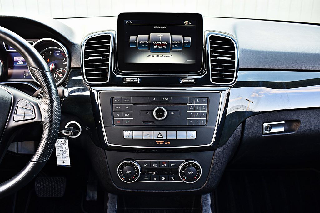 2017 Mercedes-Benz GLE-Class Image 27