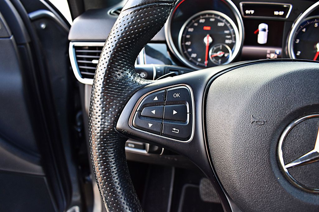 2017 Mercedes-Benz GLE-Class Image 39