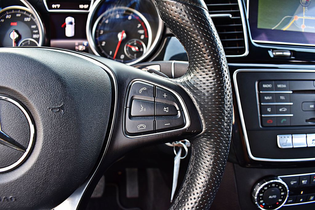 2017 Mercedes-Benz GLE-Class Image 40