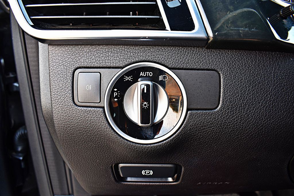 2017 Mercedes-Benz GLE-Class Image 42