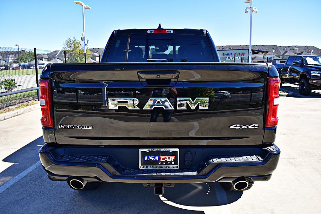 2025 RAM 1500 Image 6